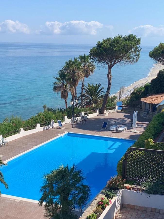 Boutique Apartment With Beach Within Walking Distance, Near Tropea Parghelia Exterior photo
