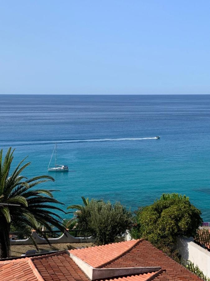 Boutique Apartment With Beach Within Walking Distance, Near Tropea Parghelia Exterior photo